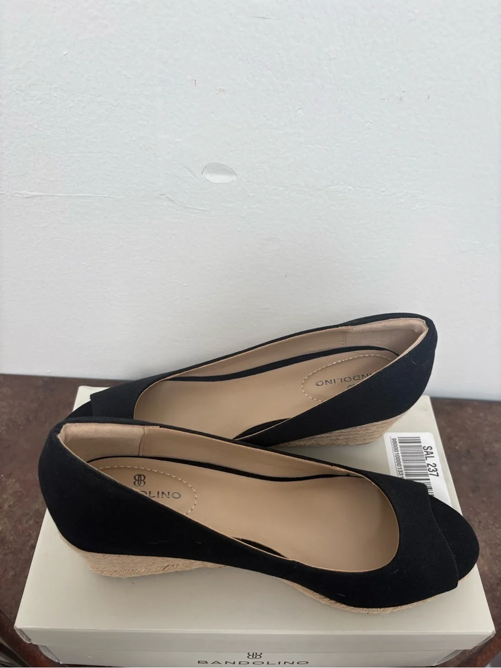 NEW Bandolino Nuri 7 Black Fabric Peep Toe Espadrille Wedge Pumps Women 8M